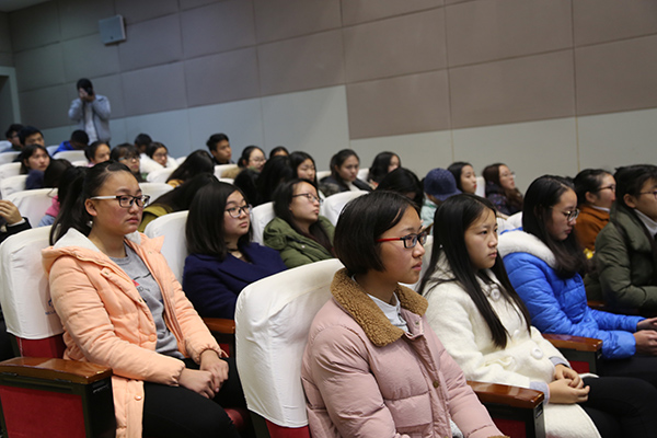 西北大學(xué)黨委常委、副校長王堯宇教授蒞臨內(nèi)江師范學(xué)院講學(xué)