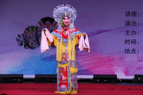 呼玉山院長、許鴻昌館長、陳平教授與現(xiàn)場觀眾互動(dòng)交流