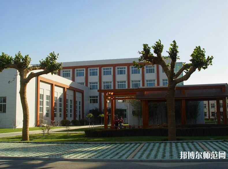 北京京北職業(yè)師范技術學院網站網址