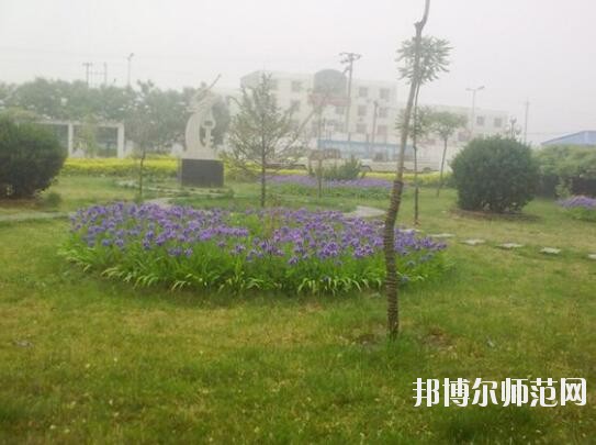泊頭職教幼兒師范中心2018年報(bào)名條件、招生對(duì)象
