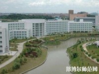樂(lè)山現(xiàn)代經(jīng)濟(jì)管理幼兒師范學(xué)校2023年有哪些專業(yè)