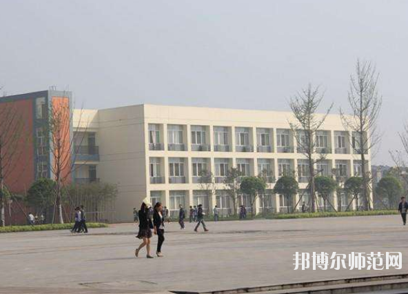 崇州幼兒師范電子職業(yè)技術(shù)學(xué)校2020年報(bào)名條件、招生要求、招生對(duì)象