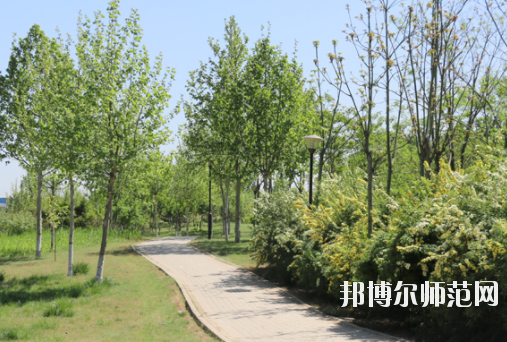 石家莊中英航空幼兒師范中等專業(yè)學校怎么樣、好不好