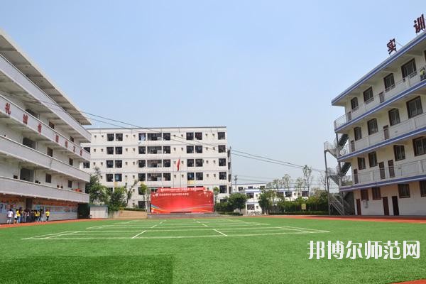 江西幼師學(xué)校什么專(zhuān)業(yè)適合男生