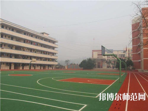 宜賓高場(chǎng)職業(yè)幼兒師范中學(xué)2020年報(bào)名條件、招生要求、招生對(duì)象