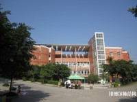 昆明2021年中專幼師學(xué)?？梢钥即髮? /><b>昆明2021年中專幼師學(xué)?？梢钥即髮?/b><span>2020-12-17 10:48</span><p>中專幼師學(xué)?？梢钥即髮?初中畢業(yè)后，很多同學(xué)由于許多方面的原因沒(méi)有選擇就讀高中，而是選擇了就讀職業(yè)院校，而在職業(yè)院校中</p></a></li>
            <li><a href=