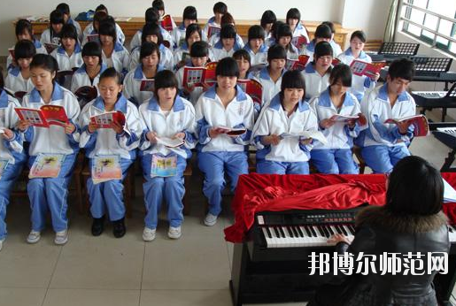 湛江2020年幼師學(xué)校有哪些專(zhuān)業(yè)可以學(xué)