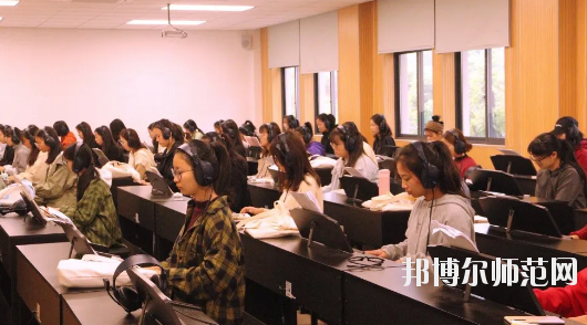 金昌2020年女生在幼師學校學什么好