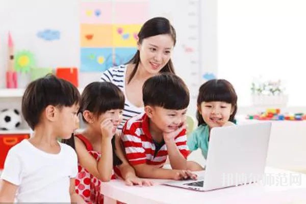 六盤水2021年幼師學(xué)校學(xué)費多少