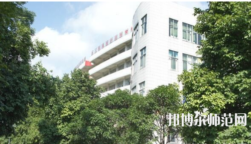 廣西現(xiàn)代職業(yè)技術(shù)師范學(xué)院怎么樣、好不好