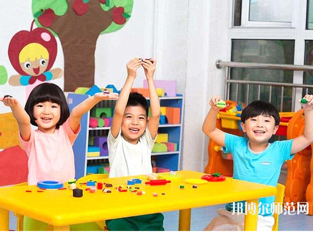 惠州2021年男生讀幼師學(xué)校學(xué)什么專(zhuān)業(yè)好