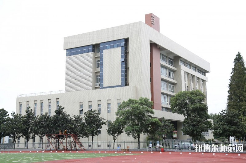 汕頭職業(yè)技術(shù)師范學(xué)院金園校區(qū)2021年報名條件、招生要求、招生對象