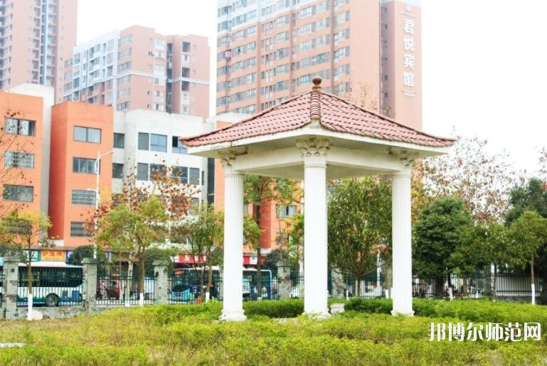 重慶2021年有學前教育學校的大專大學