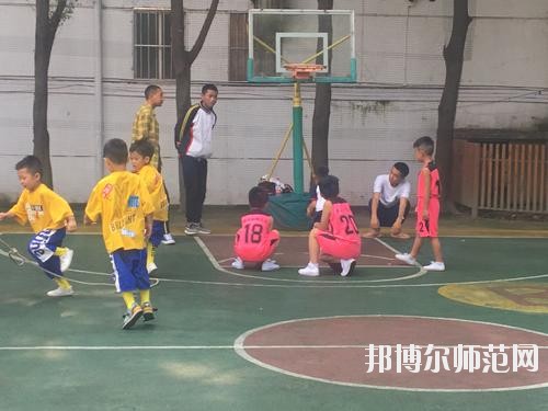 眉山2021年男生初中畢業(yè)上幼師學校