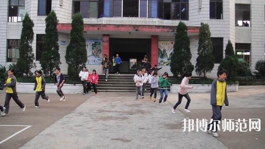 眉山2021年幼師學校畢業(yè)是什么學歷