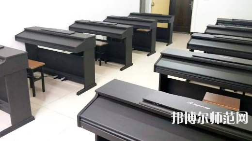 銅仁2021年適合女生的幼師學校專業(yè)