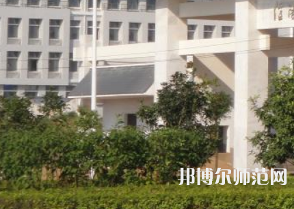 信陽職業(yè)技術(shù)師范學(xué)院2023年報(bào)名條件、招生要求、招生對象