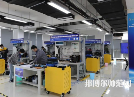 重慶輕工業(yè)幼師技工學(xué)校2023年學(xué)費(fèi)、收費(fèi)多少