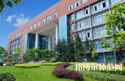 重慶科技師范學(xué)院2023年報名條件、招生要求、招生對象 