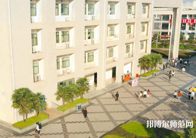 寶雞職業(yè)技術(shù)師范學(xué)院2023年學(xué)費(fèi)、收費(fèi)多少