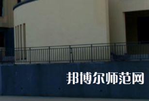 信陽(yáng)師范學(xué)院2023年報(bào)名條件、招生要求、招生對(duì)象