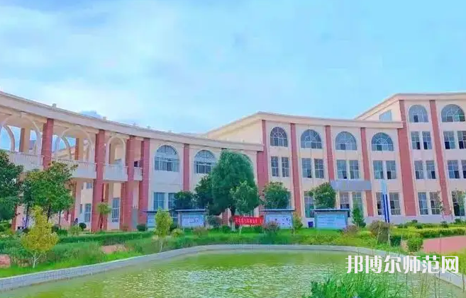 云南外事外語(yǔ)職業(yè)師范學(xué)院2023年報(bào)名條件、招生要求、招生對(duì)象