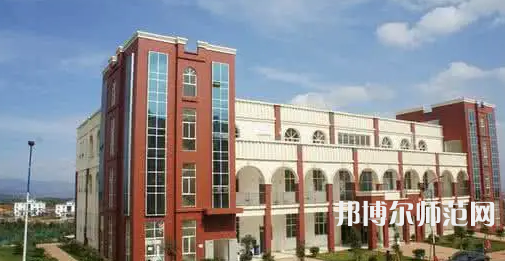 云南外事外語(yǔ)職業(yè)師范學(xué)院2023年報(bào)名條件、招生要求、招生對(duì)象