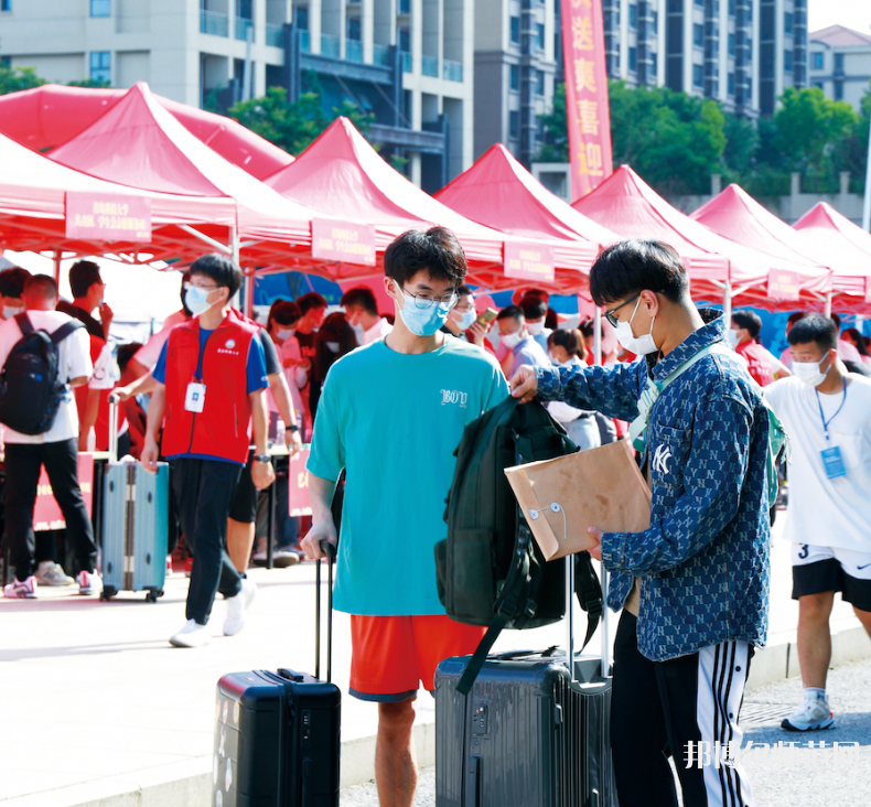 青島科技師范大學(xué)嶗山校區(qū)2023年報名條件、招生要求、招生對象 