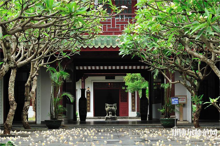 瓊臺(tái)師范學(xué)院2023年怎么樣、好不好 