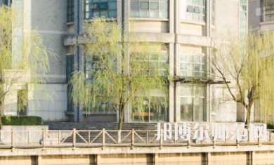 湖南第一師范學(xué)院城南書院校區(qū)2023年報(bào)名條件、招生要求、招生對(duì)象