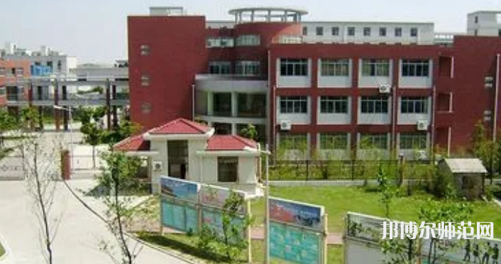 上海大學(xué)師范學(xué)院嘉定校區(qū)2023年怎么樣、好不好