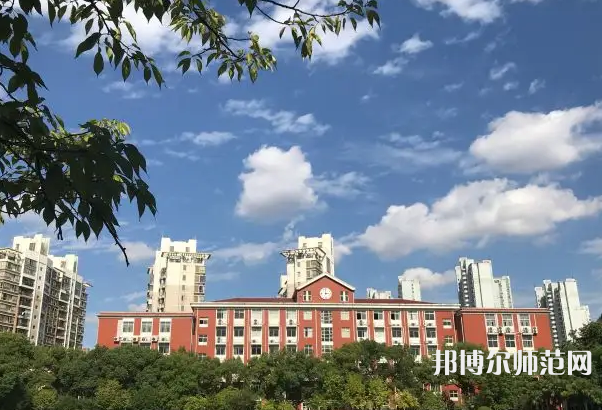 上海大學師范學院延長校區(qū)2023年報名條件、招生要求、招生對象