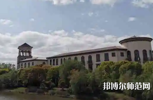 上海外國語師范大學賢達經(jīng)濟人文學院虹口校區(qū)2023年報名條件、招生要求、招生對象