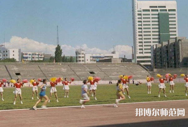 烏魯木齊職業(yè)師范大學(xué)2023年報(bào)名條件、招生要求、招生對象