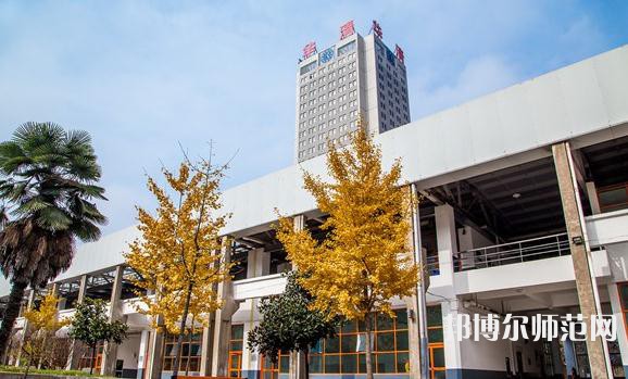 西安建筑科技師范大學華清學院2023年報名條件、招生要求、招生對象
