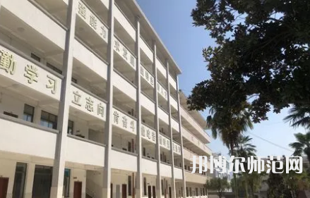 2023年桂林興安師范學(xué)校報(bào)名條件、招生對(duì)象