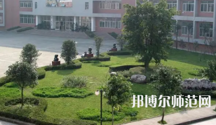 2023年成都莊園機(jī)電職業(yè)技術(shù)幼兒師范學(xué)校報(bào)名條件、招生對(duì)象