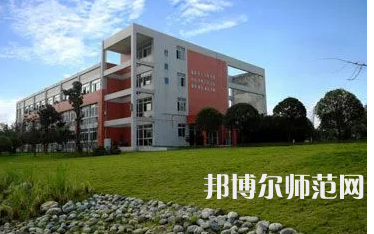 2023年成都中山職業(yè)技術(shù)幼兒師范學(xué)校報(bào)名條件、招生對(duì)象