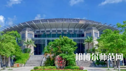 2023年嶺南師范學(xué)院五年制大專報(bào)名條件、招生對(duì)象