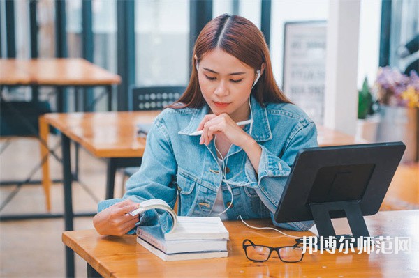 咸陽排名前十的公辦外語教育學校名單一覽表